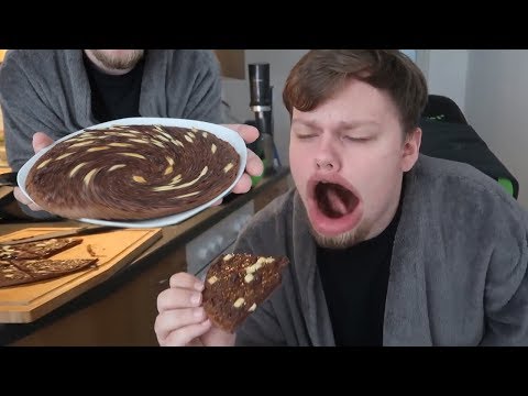 YouTube Kacke - Tanzverbot probiert Kot-Pizza und kriegt Störungen