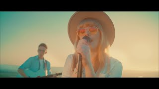 Mel'amour - Valahová messze (Official Video)
