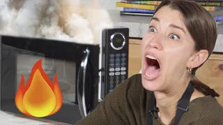 Can This Chef Make A 3-Course Meal In A Microwave? • Tasty