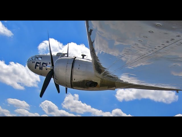 B-29 FIFI Arrival Flight