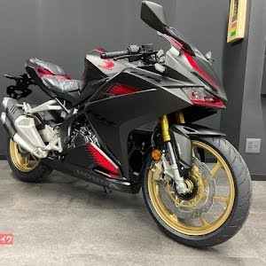 CBR250RRカスタム！】HONDAの人気バイク・CBR250RR(MC51)にエンジン ...