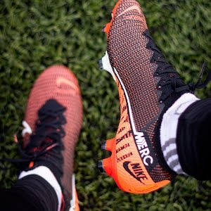 nike mercurial vapor 13 singles day