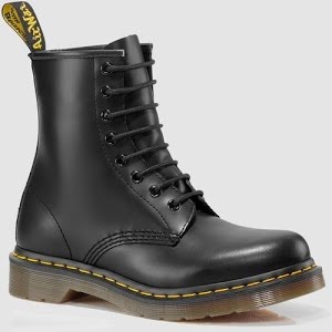 dr martens 1460 nappa vs smooth