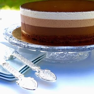 L Entremets 3 Chocolats La Recette Inratable Avec Mousses Aeriennes Triple Chocolate Mousse Cake Youtube L Entremets 3 Chocolats La Recette Inratable Avec Mousses Aeriennes Triple Chocolate Mousse Cake Youtube
