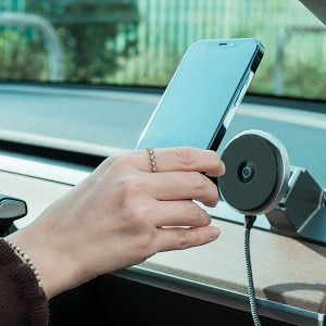 Iphone 13 車用無線快充實測 Youtube