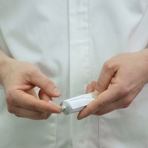 How To Use Topical Steroids Youtube