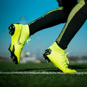AMAZING NEW FOOTBALL | Nike Always Play Test - YouTube