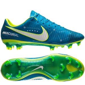 lightest football boots 2018