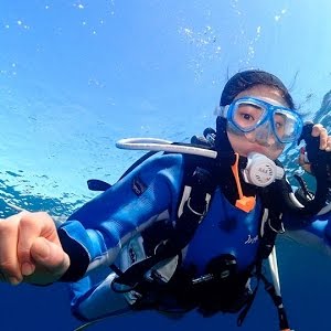 水中映像 水着でシュノーケリング Youtube