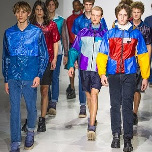 Calvin Klein Collection Fall Winter 2010 Men S Runway Show Global Fashion News Youtube