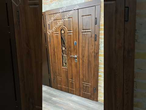 Входные металлические двери 1200 Арка улица с ковкой, видео 1