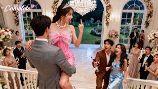 Ex&a amante zombaram de mim na festa,mas tio dele,CEO bonito,me pegou no colo&me mimou!Ficou louco!