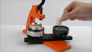 Come Creare Uno Specchio Con Una Macchina Per Spille Ebadges