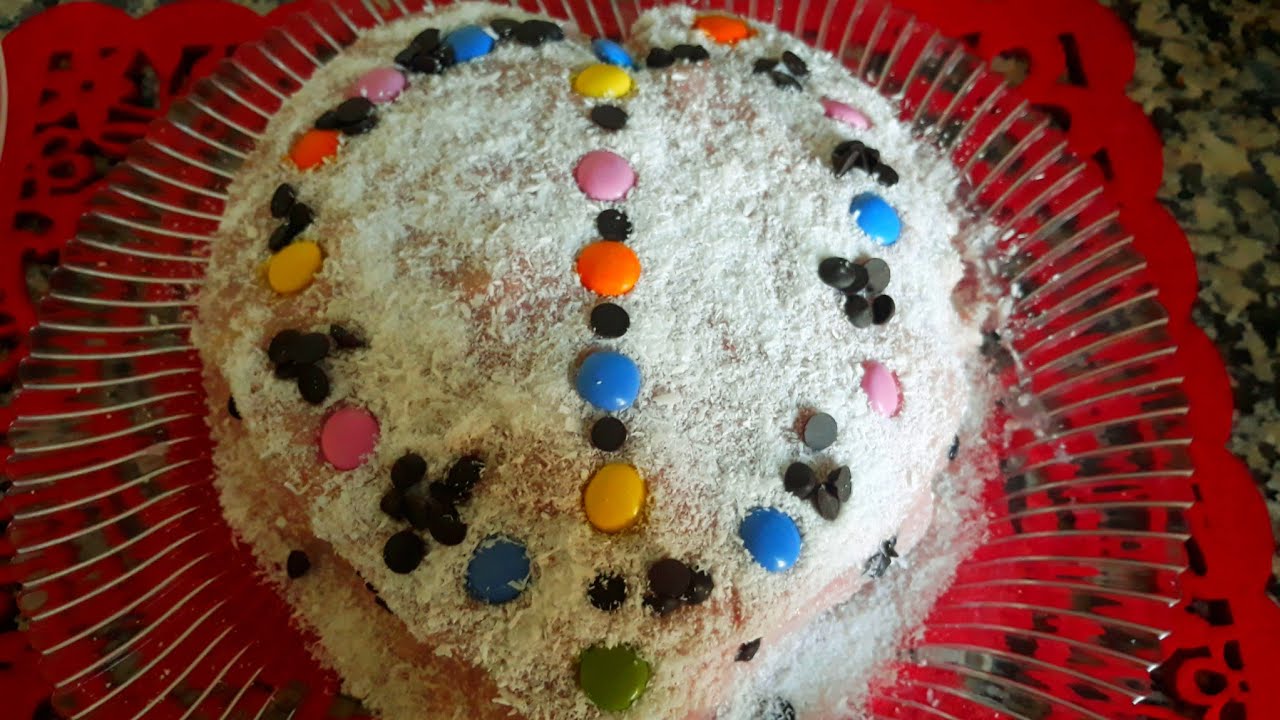 Evde kalıp kullanmadan pasta yaptım🎂kolay kalpli yaş pasta💯👏 YouTube