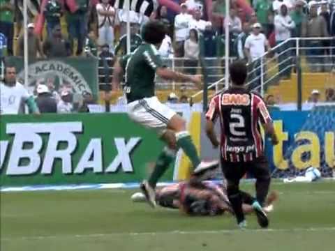 Palmeiras 0 x 2 So Paulo - Campeonato Brasileiro 2...