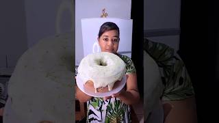 BOLO DE LIMÃO COM COBERTURA