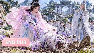 Strong girl lifted a 500-jin white tiger one-handed; a passing cold immortal smiled and loved her!