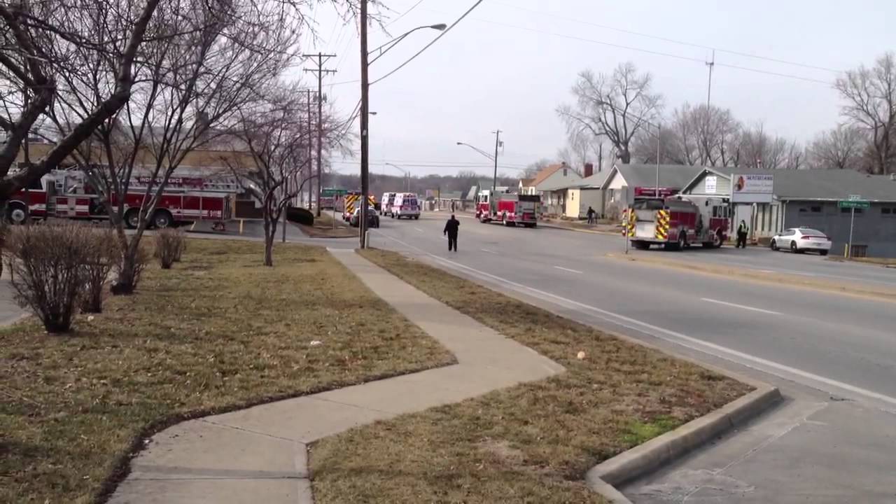 Independence, MO residence fire 2/1/13 part 2 YouTube