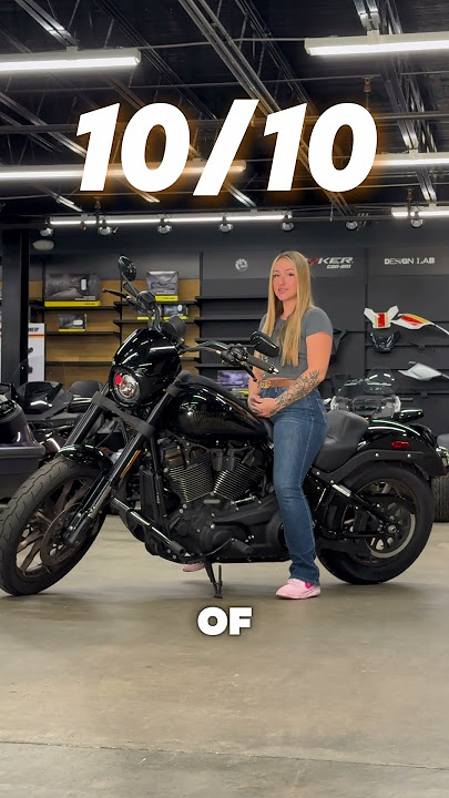 Girls first time on a Harley Davidson Lowrider! #harleydavidson #lowriderst #bikereview