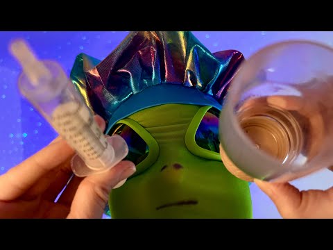 ASMR enlarging your ears 👽 no talking, actual camera touch, lofi, personal attention roleplay 😴💚