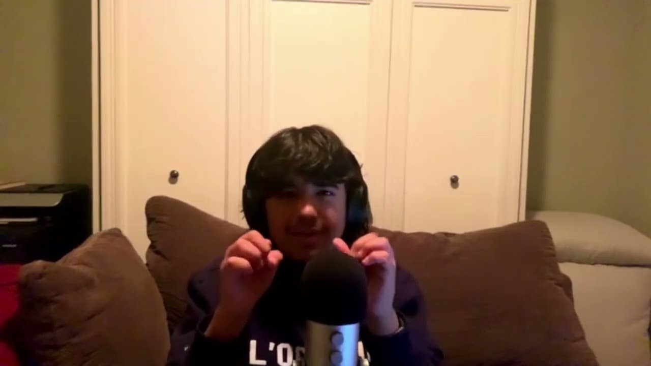 [ASMR] Whispers + Hand Sounds