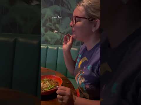 Βίντεο: Εστιατόρια και μπαρ στο Oakhurst, Georgia