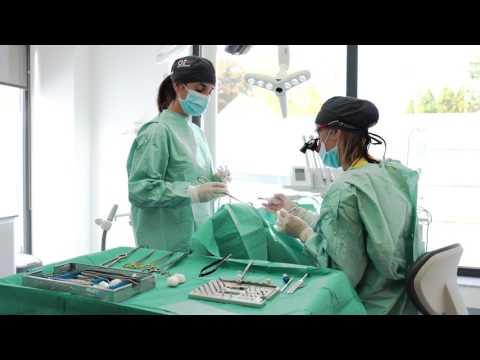 Video: Da Li Medicare Pokriva Oralnu Kirurgiju?