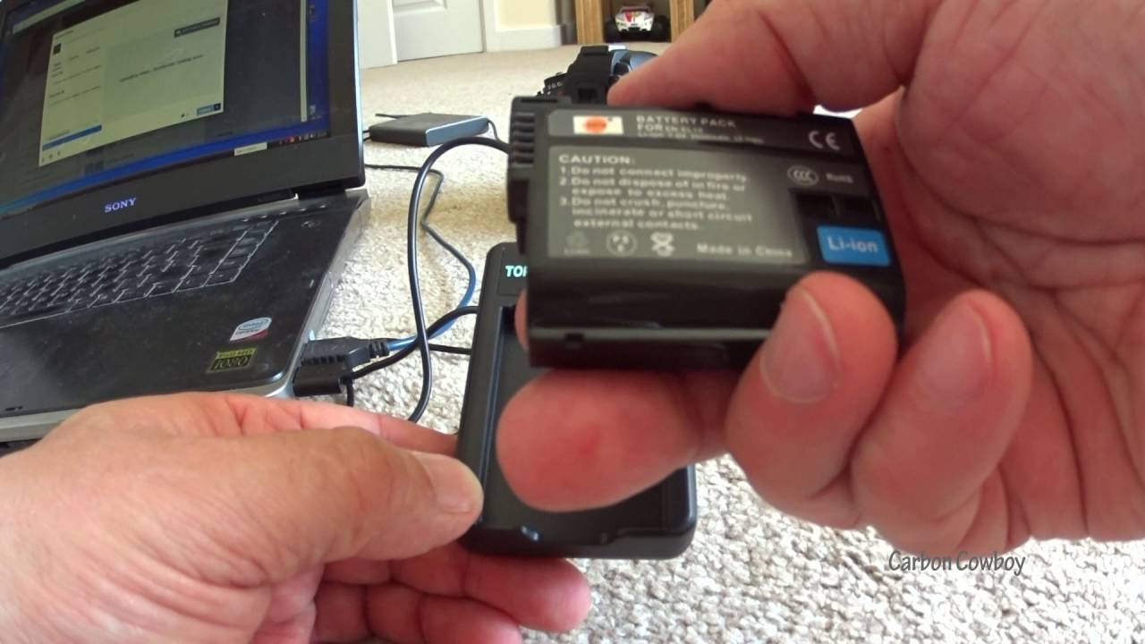 Top-Max USB Charger for Nikon EN-EL15 Rechargeable DSLR Battery - Quick Review.