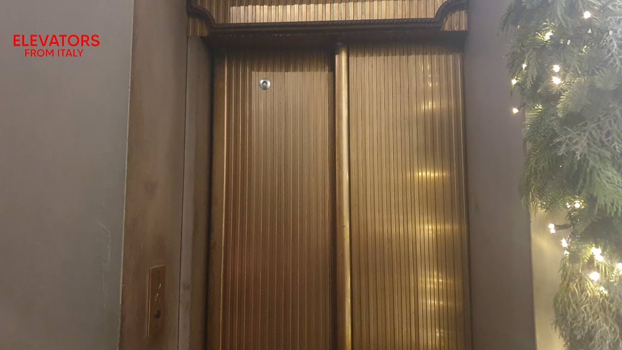 Twilight Ride: Grotty 1970's Ceam traction elevator@Via de' Tornambuoni 6, Florence, Italy