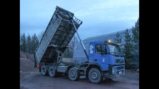 Самосвал БЦМ-51 Volvo FM 400 8х4 20 кубов 2007 года