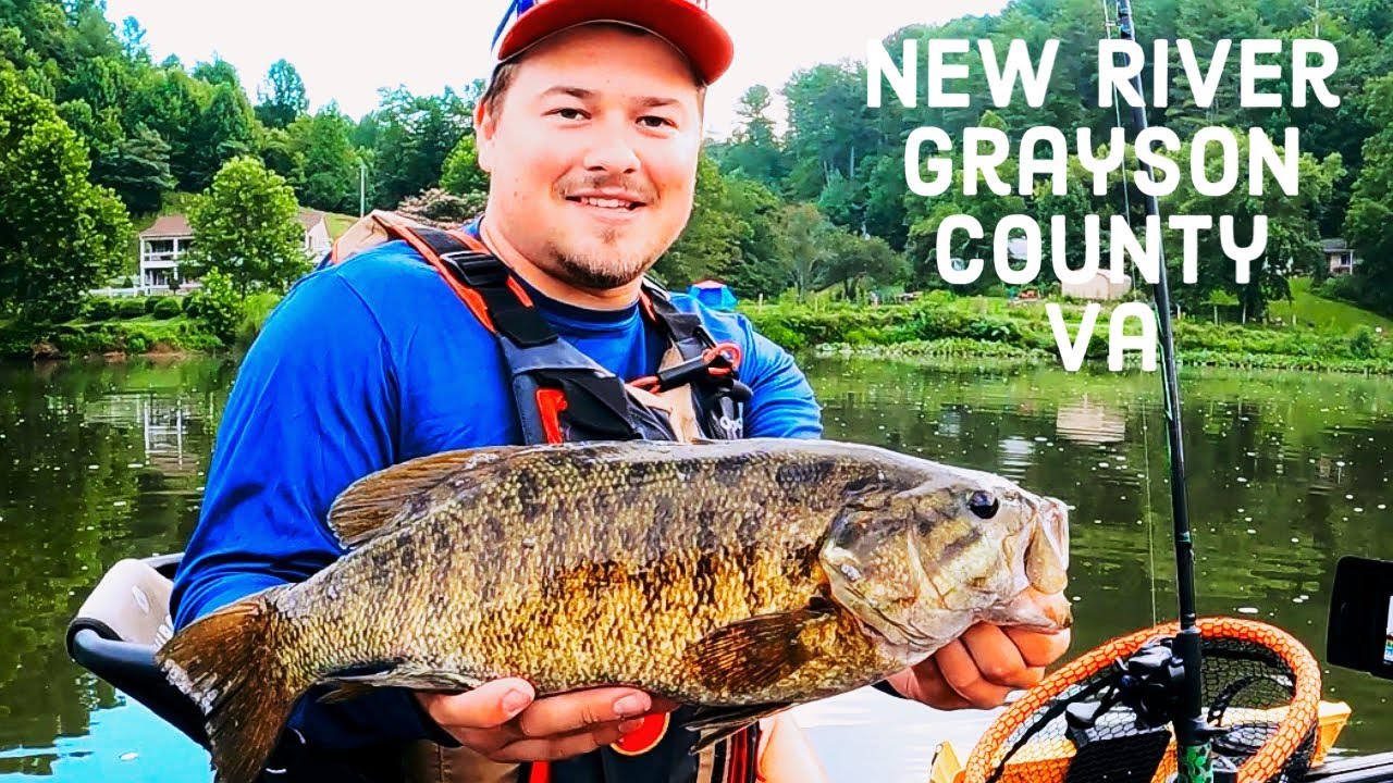 New River MONSTER SMALLMOUTH BASS KAYAK Fishing VIDEO! NONSTOP ACTION! CRANKBAITS GET IT DONE!