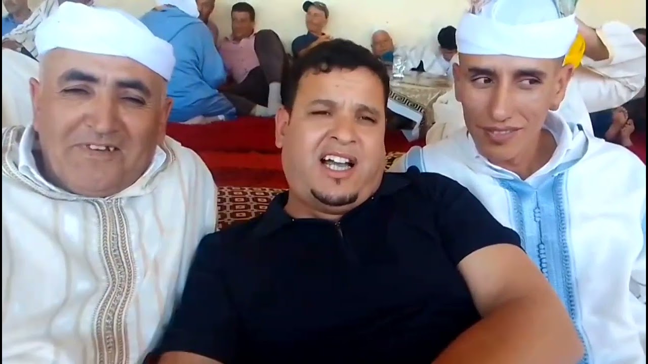 رأي الشيخ بناصر بزاز في مسألة الفاتحة بين العرف والموروث الفني