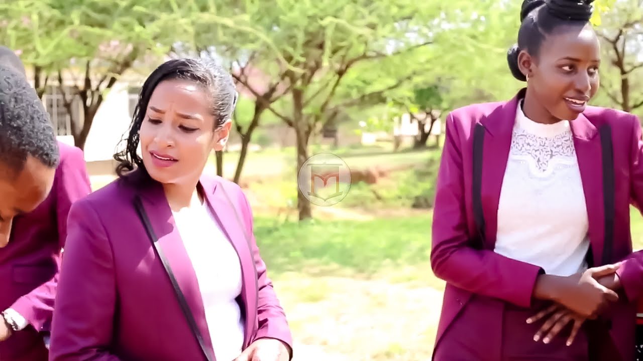 THE BEST AFRICAN GRADUATION DANCE