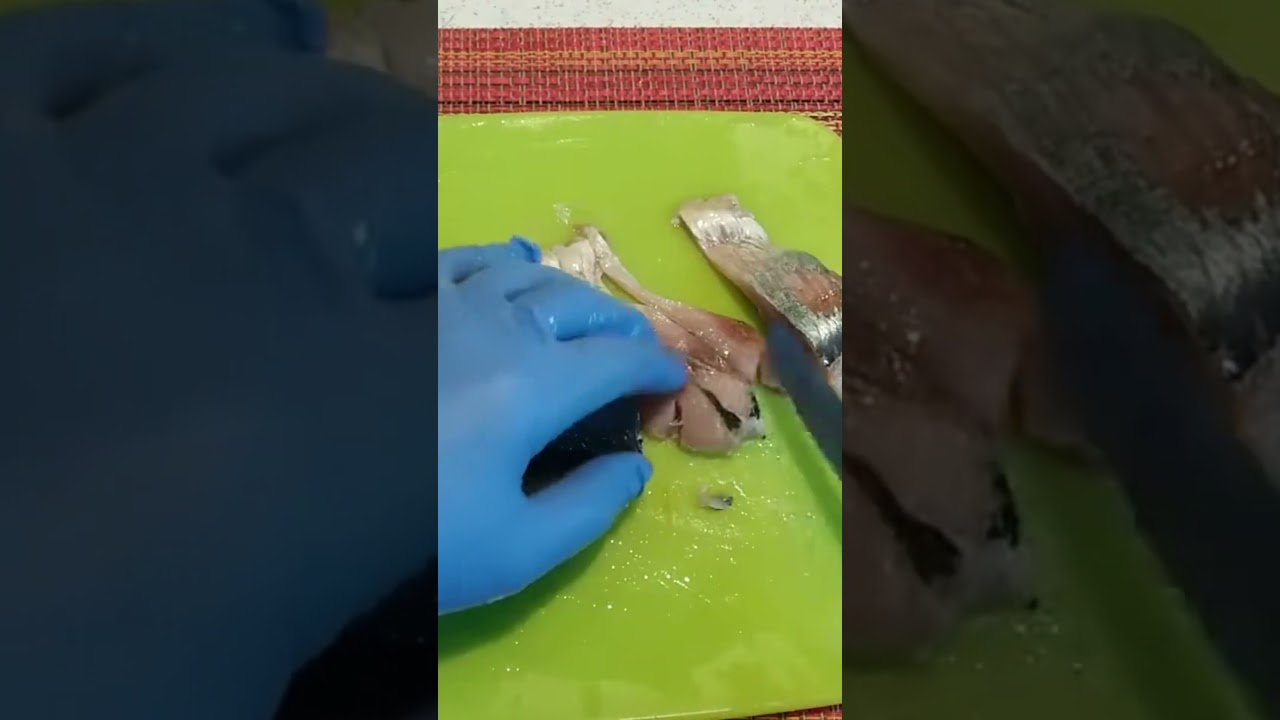 замість шпрот на бутерброд 