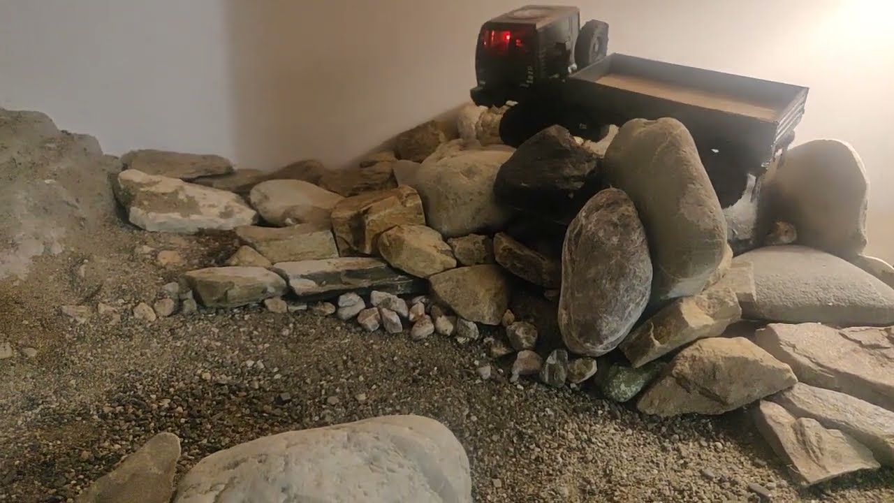 Orlandoo Hunter OH32M02 1/32 - Esc Orlandoo - N20 105rpm custom - 3.7g servo - Test indoor course