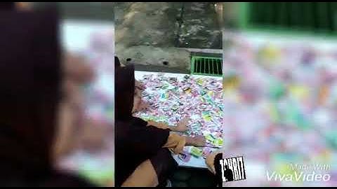 Bikin Marimas ecobricks dapat laptop