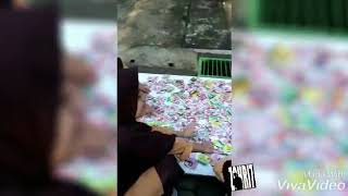 Bikin Marimas ecobricks dapat laptop