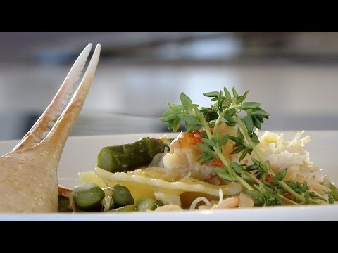 Ricardo's crab, lemon and asparagus pasta