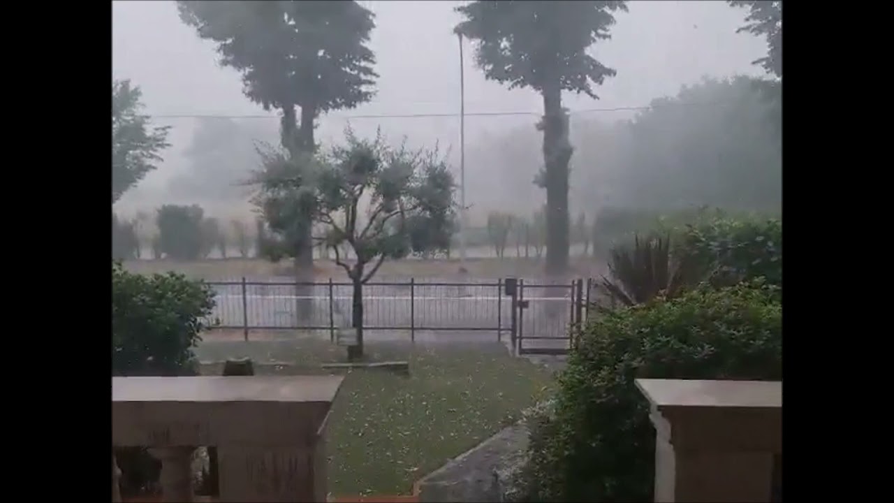 Grandinata a Dalmine nel pomeriggio di giovedì 8 luglio 2021