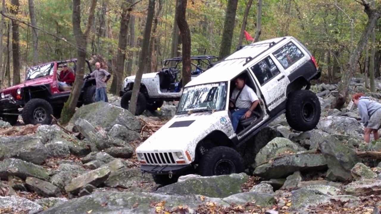Rock Crawling the XJ at Rausch Creek 06 October 2012 (part 2) YouTube