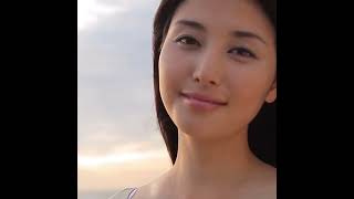 橋本マナミ　やさしさに　より２