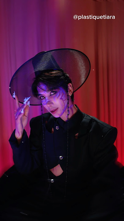 Plastique Cosplays as Jinu #kpopdemonhunters