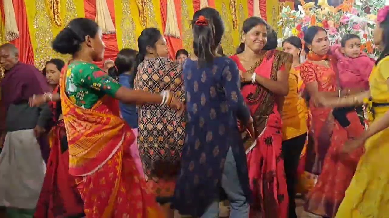 ki gan sunalu bapoi re।। মটু দার শালির বিয়ে বিধুম নাচলো।।