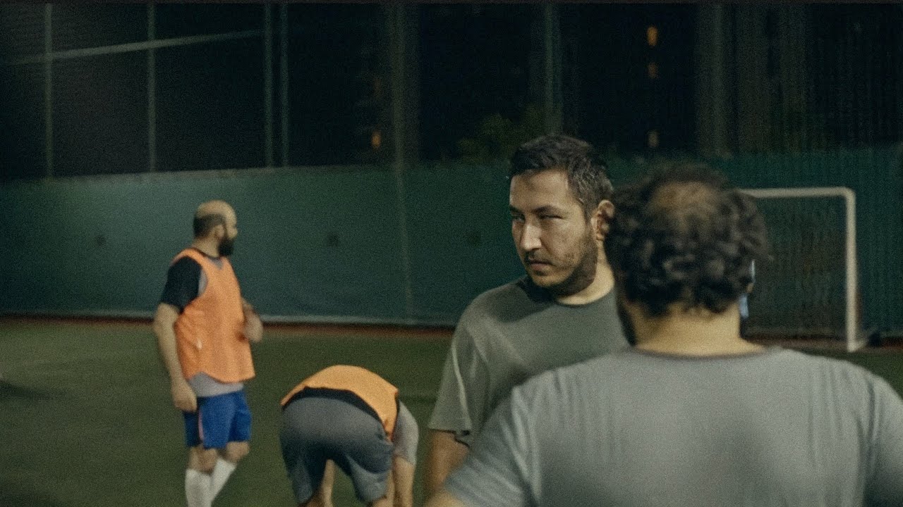 Gibi 3.Sezon 7.Bölüm Sonu Müziği (Treat Me Like - Emanuel Kallins & Chieli Minucci )