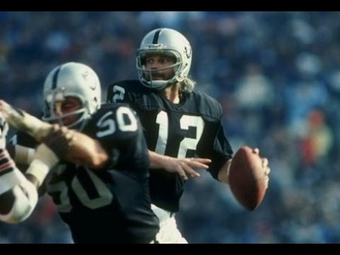 Video: Ken Stabler Čistá hodnota: Wiki, ženatý, rodina, svatba, plat, sourozenci