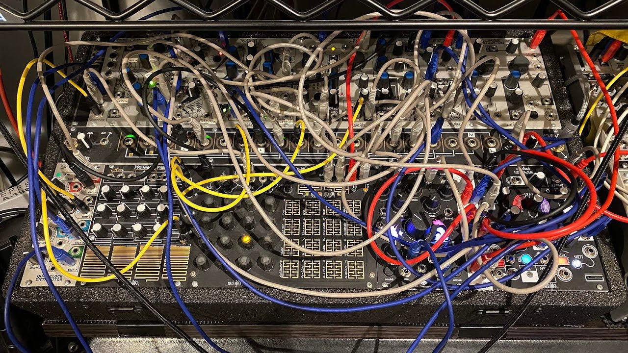 Masayasu Tzboguchi Modular Solo at 三軒茶屋Space Orbit