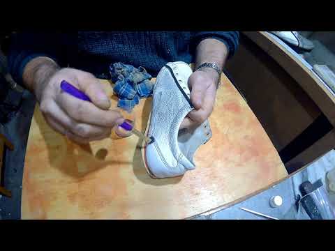 Чем перекрасить обувь в домашних условиях