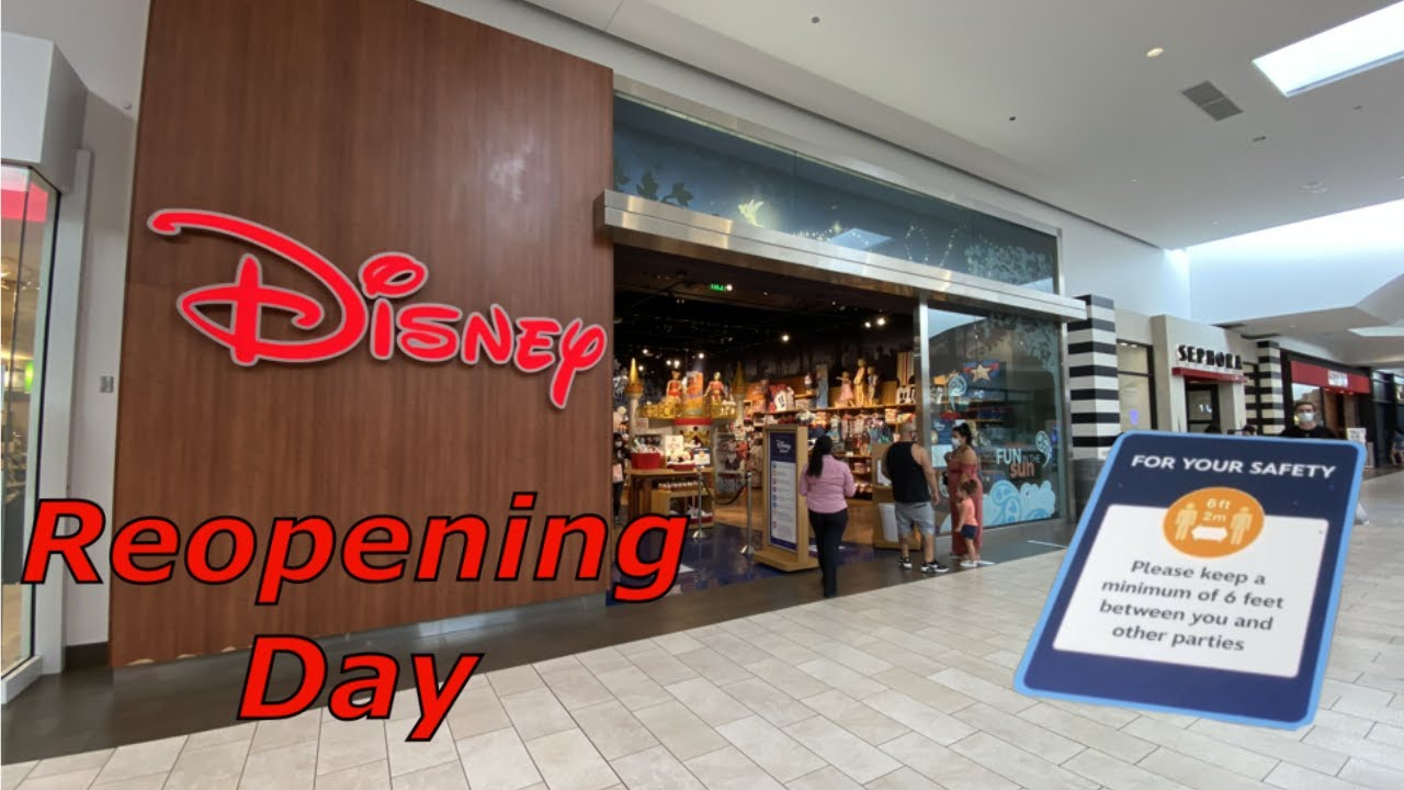 Disney Store Reopens During The Pandemic 2020 | New Face Masks And Merch Update