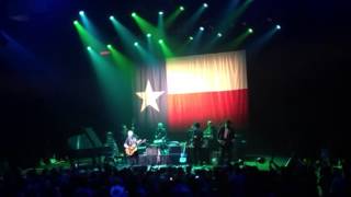 Willie Nelson Roll Me Up and Smoke Me 12/31/2012 Austin Texas ACL Live
