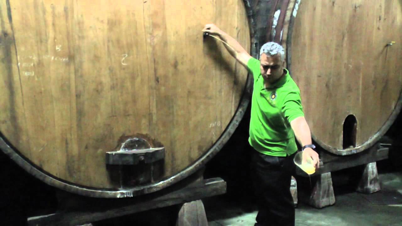 Llagar La Morena - Asturias - Sidrería Restaurante - Sidra elaboración propia.